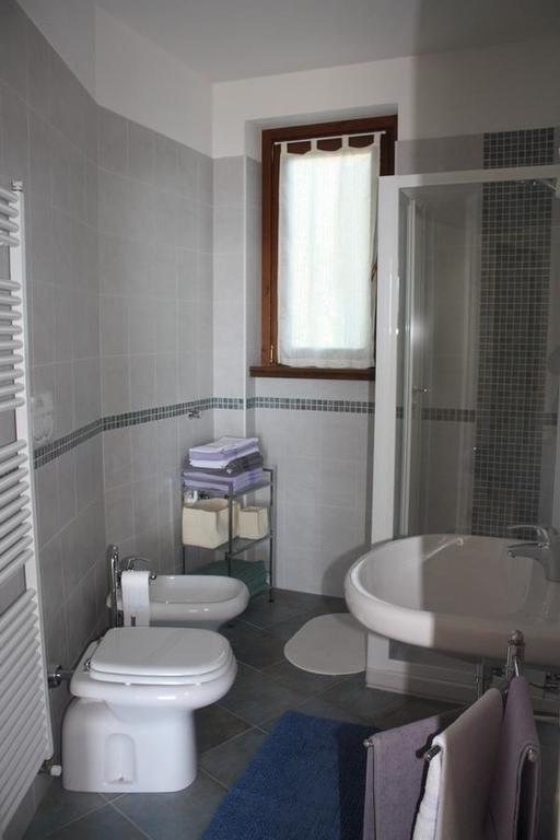 Appartamento Le Eriche Plesio Habitación foto